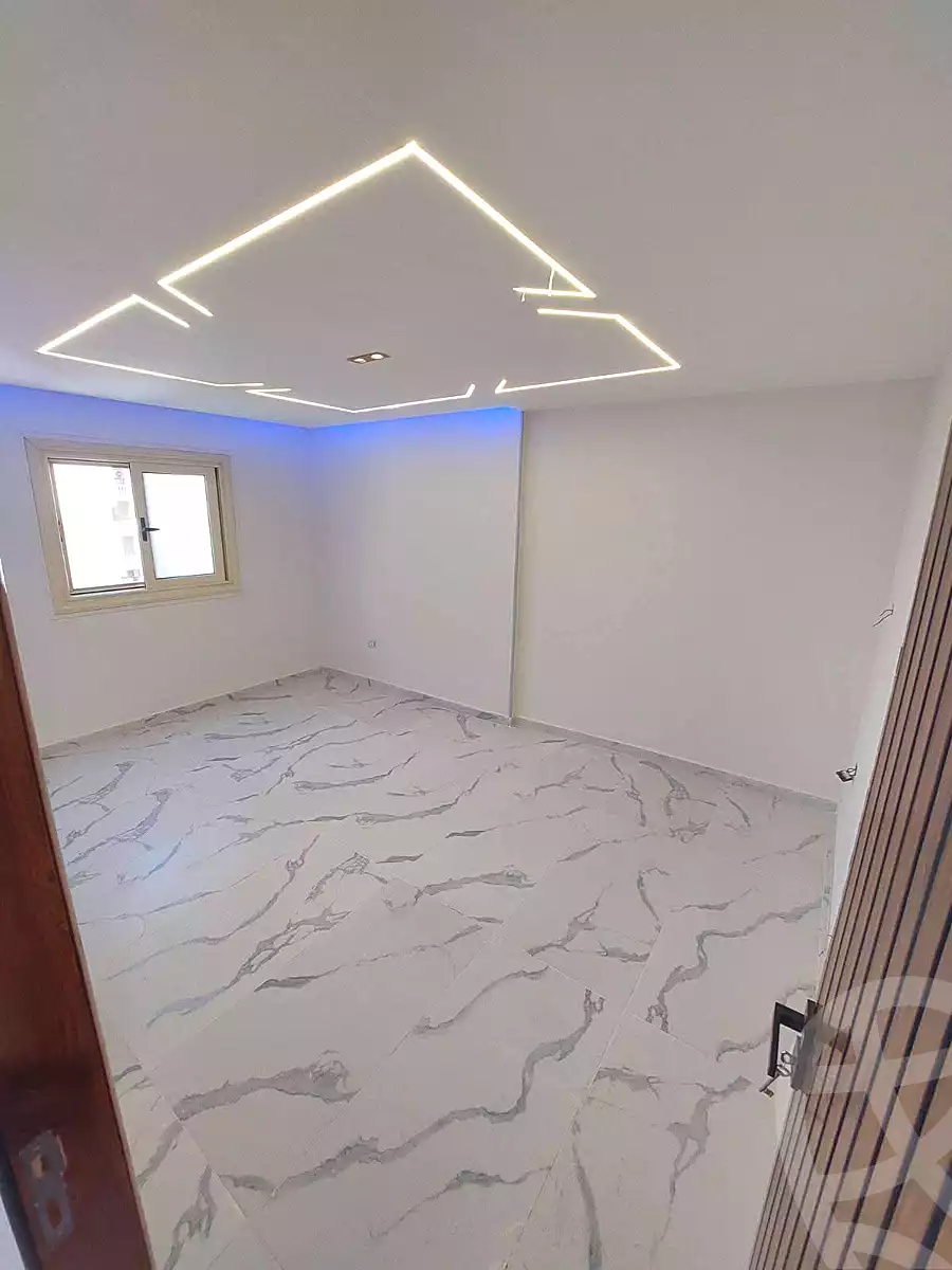 https://aqarmap.com.eg/ar/listing/7006964-for-sale-alexandria-el-asafra-l-sfr-bhry-el-geish-rd