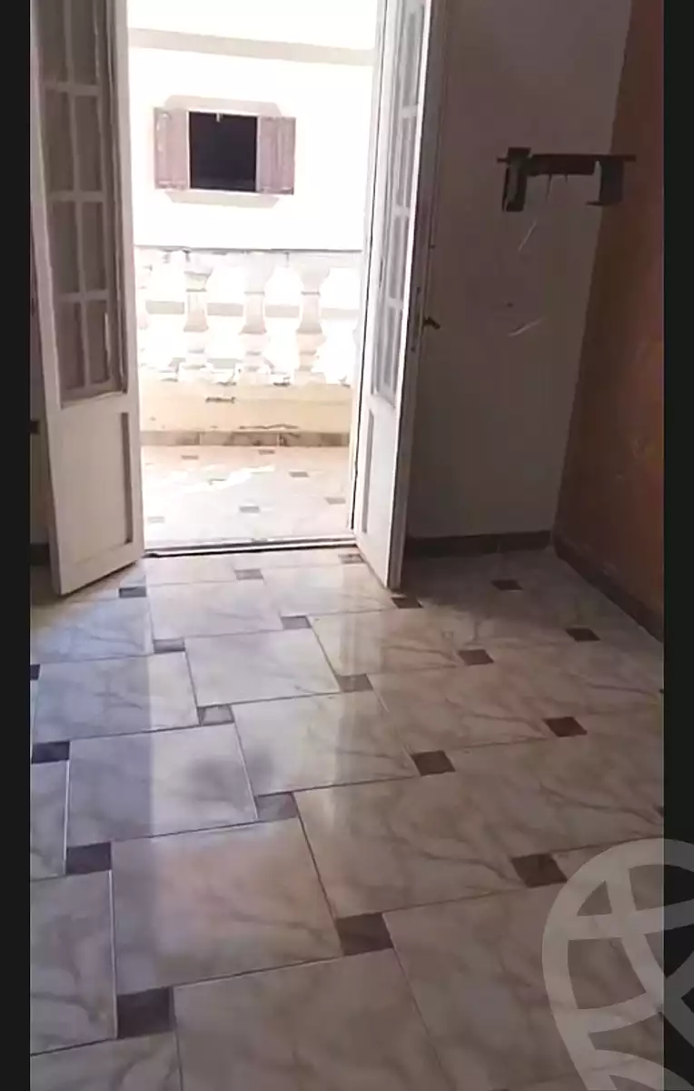 https://aqarmap.com.eg/ar/listing/7007119-for-sale-alexandria-al-agamy-el-hanouvel
