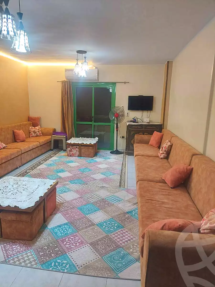 https://aqarmap.com.eg/en/listing/7007176-for-sale-cairo-helwan-ahmed-enci-st