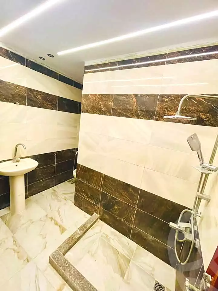 https://aqarmap.com.eg/en/listing/7007556-for-rent-alexandria-al-agamy-lbytsh-bianchiii