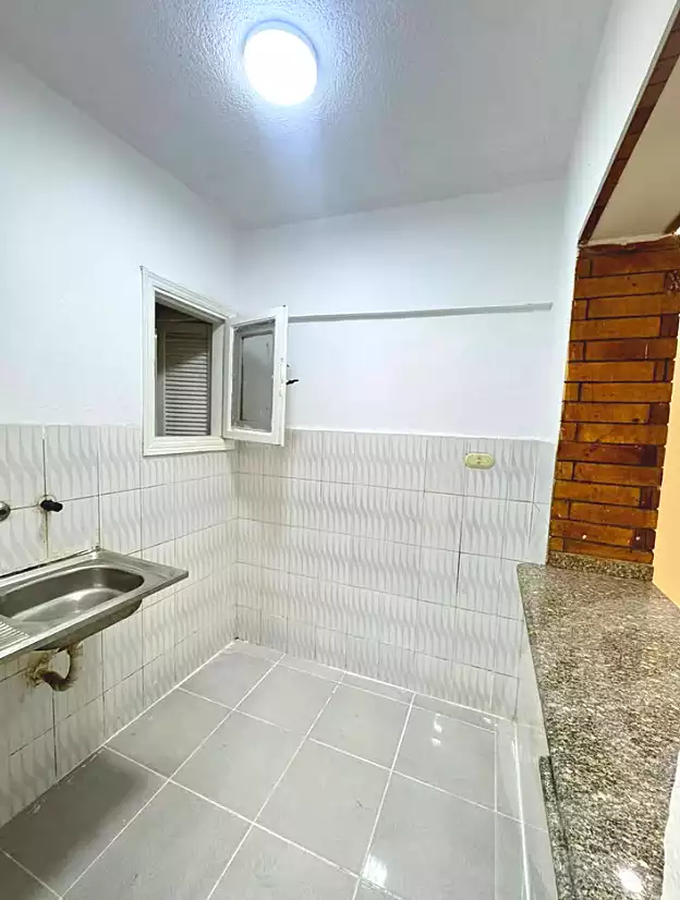 https://aqarmap.com.eg/ar/listing/7007861-for-sale-alexandria-al-agamy-shataa-el-nakheel