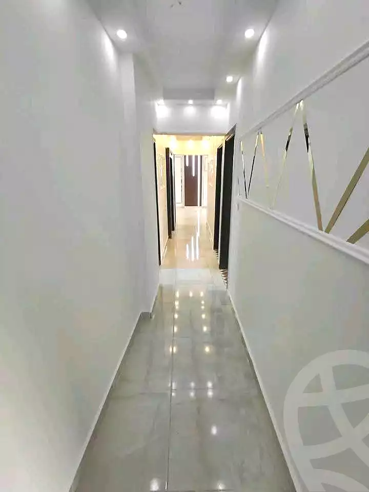 https://aqarmap.com.eg/ar/listing/7007908-for-sale-alexandria-sydy-bshr-sydy-bshr-bhry-gamal-abd-el-nasir-st