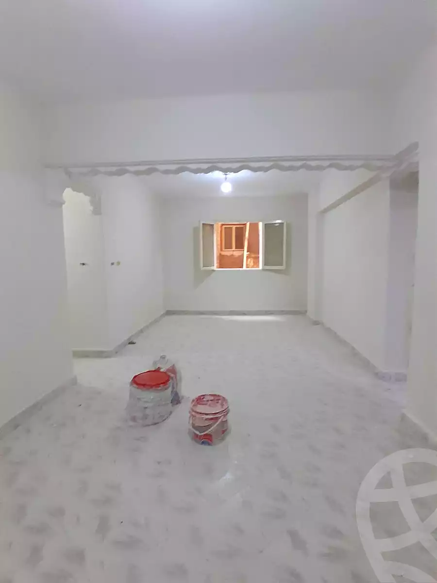 https://aqarmap.com.eg/en/listing/7008026-for-sale-alexandria-al-agamy-el-hanouvel-radwan-st