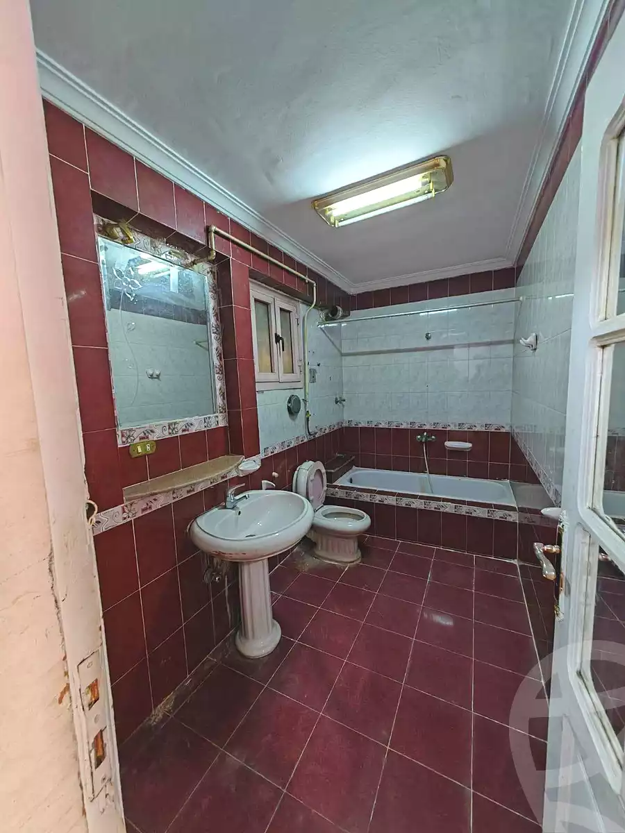 https://aqarmap.com.eg/en/listing/7008027-for-sale-cairo-helwan-helwan-el-sharkeya-khesro-basha-st