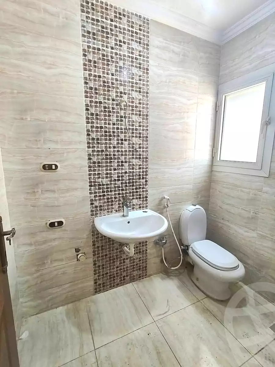 https://aqarmap.com.eg/ar/listing/7008190-for-sale-alexandria-sydy-bshr-sydy-bshr-bhry