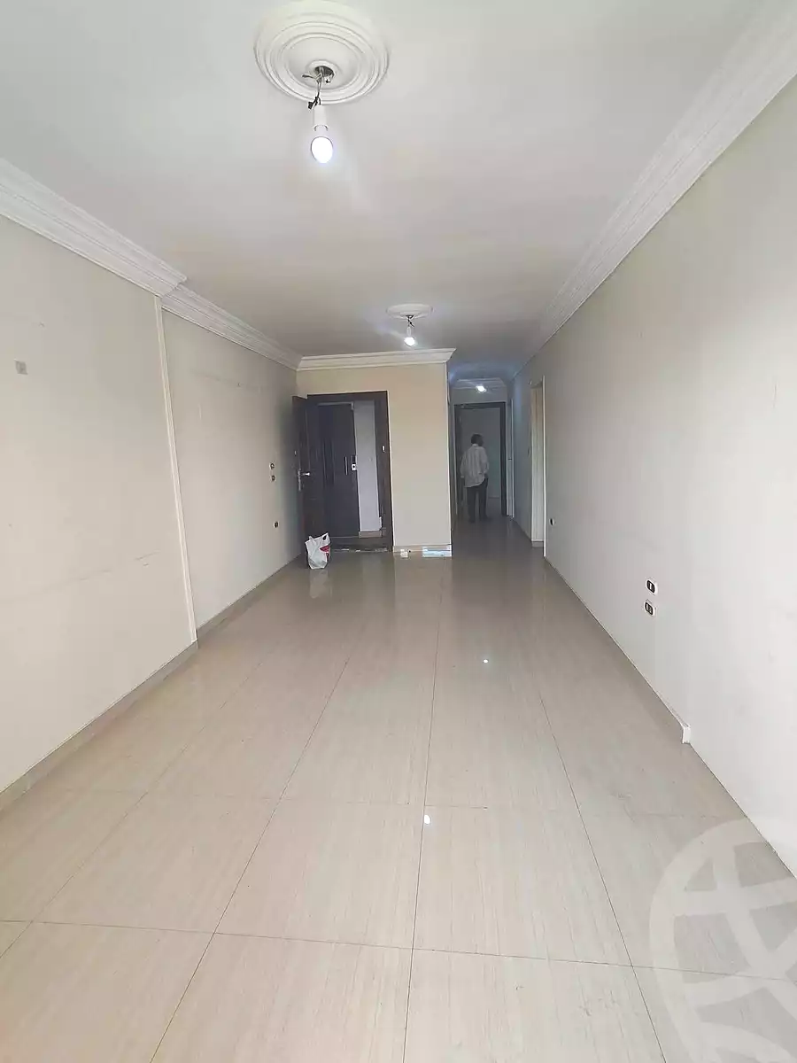 https://aqarmap.com.eg/ar/listing/7008190-for-sale-alexandria-sydy-bshr-sydy-bshr-bhry