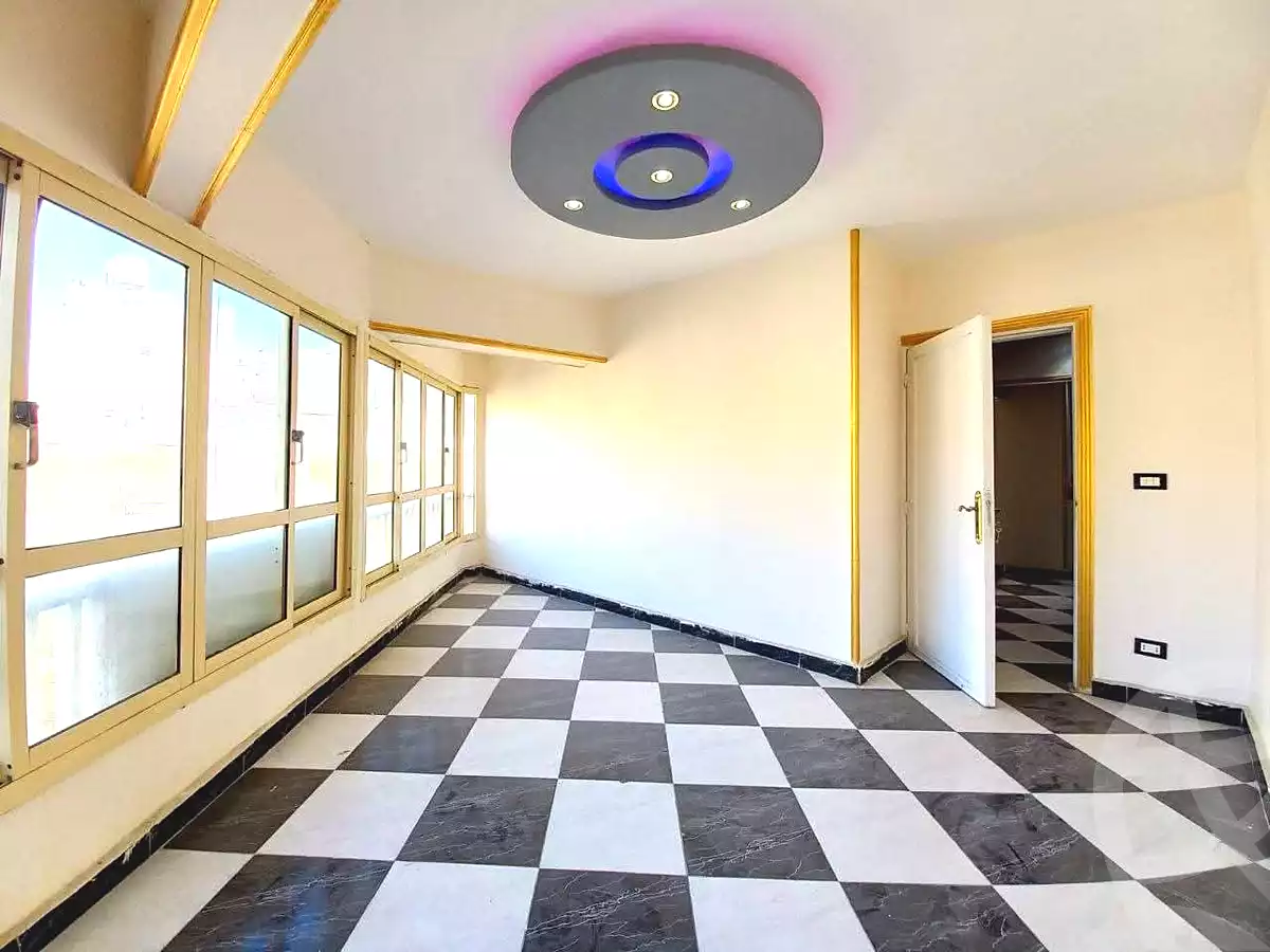 https://aqarmap.com.eg/ar/listing/7008277-for-sale-alexandria-el-mandara-shr-jml-bd-lnsr