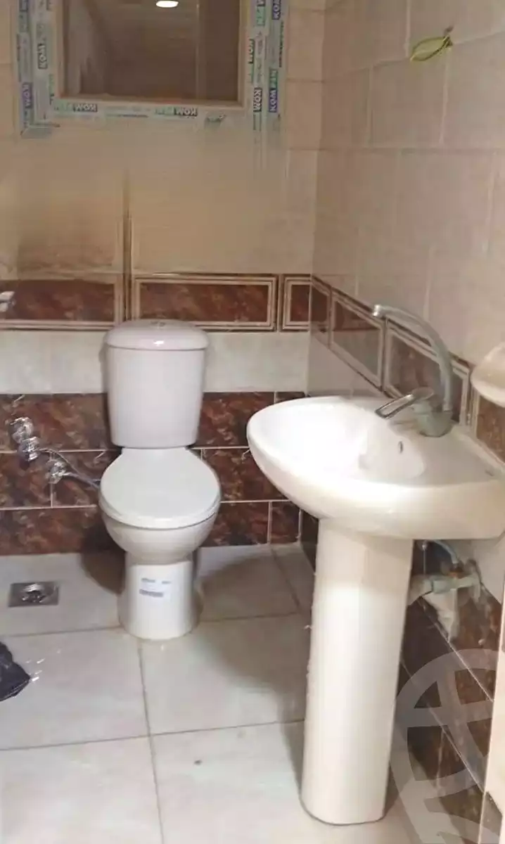 https://aqarmap.com.eg/ar/listing/7008359-for-rent-alexandria-al-agamy-lbytsh-shahr-al-assal-st