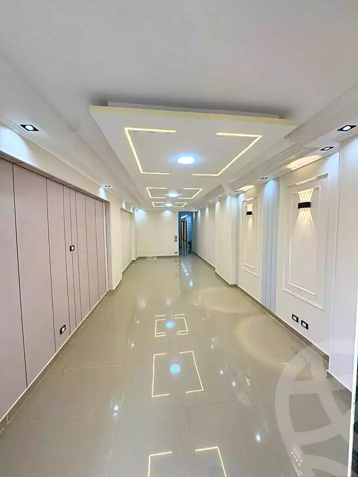 https://aqarmap.com.eg/en/listing/7008445-for-sale-alexandria-sydy-bshr-sydy-bshr-bhry-shr-mhmwd-l-yswy