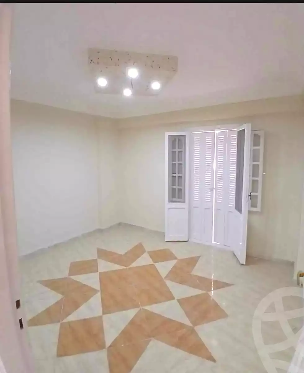 https://aqarmap.com.eg/en/listing/7008476-for-sale-alexandria-lsywf-el-falki