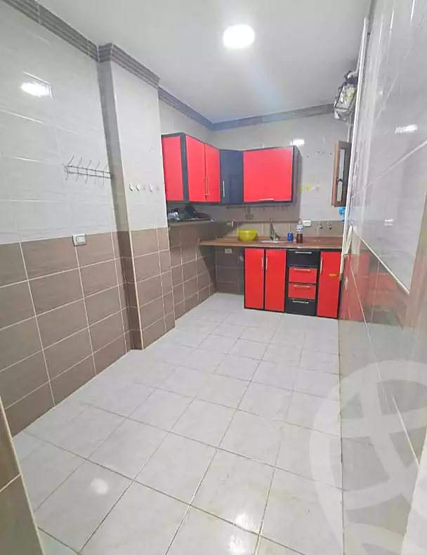 https://aqarmap.com.eg/ar/listing/7008565-for-rent-alexandria-shds