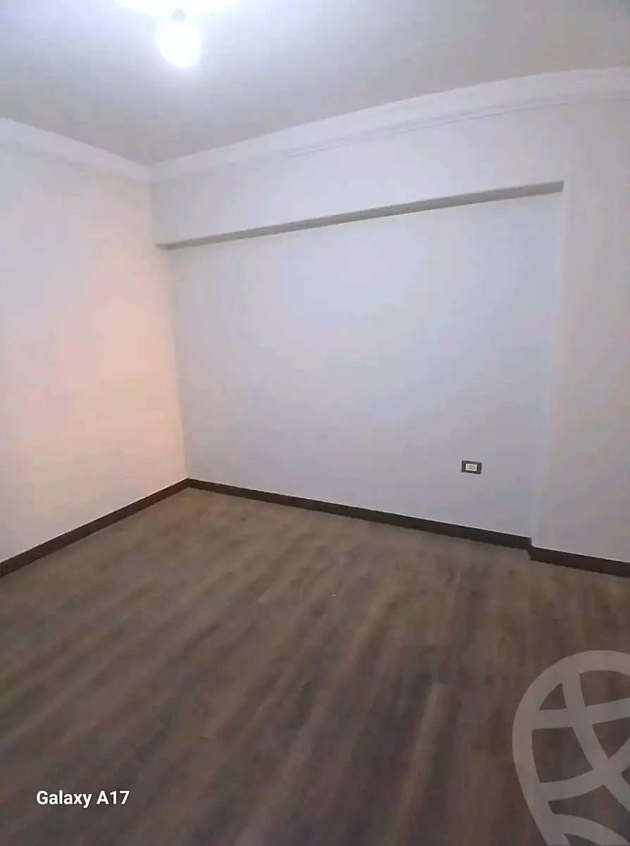 https://aqarmap.com.eg/ar/listing/7008650-for-sale-alexandria-el-mandara