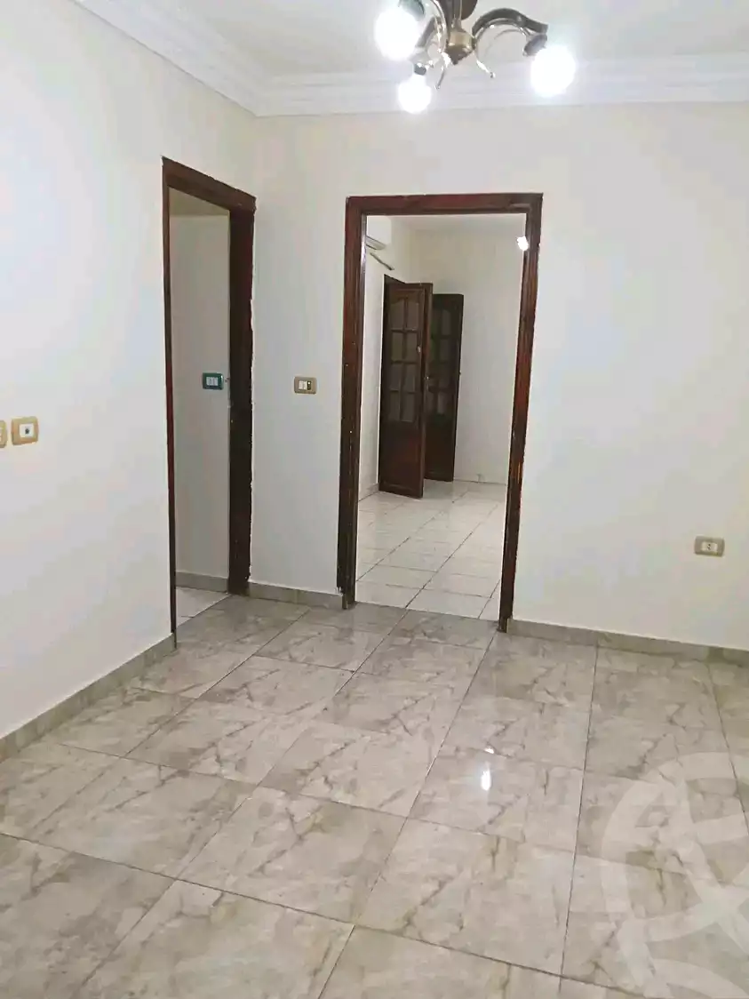 https://aqarmap.com.eg/ar/listing/7008787-for-rent-cairo-ain-shams-jsr-lswys