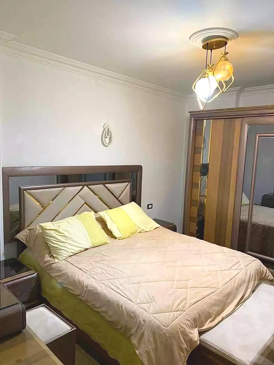 https://aqarmap.com.eg/ar/listing/7008792-for-rent-cairo-ain-shams-jsr-lswys