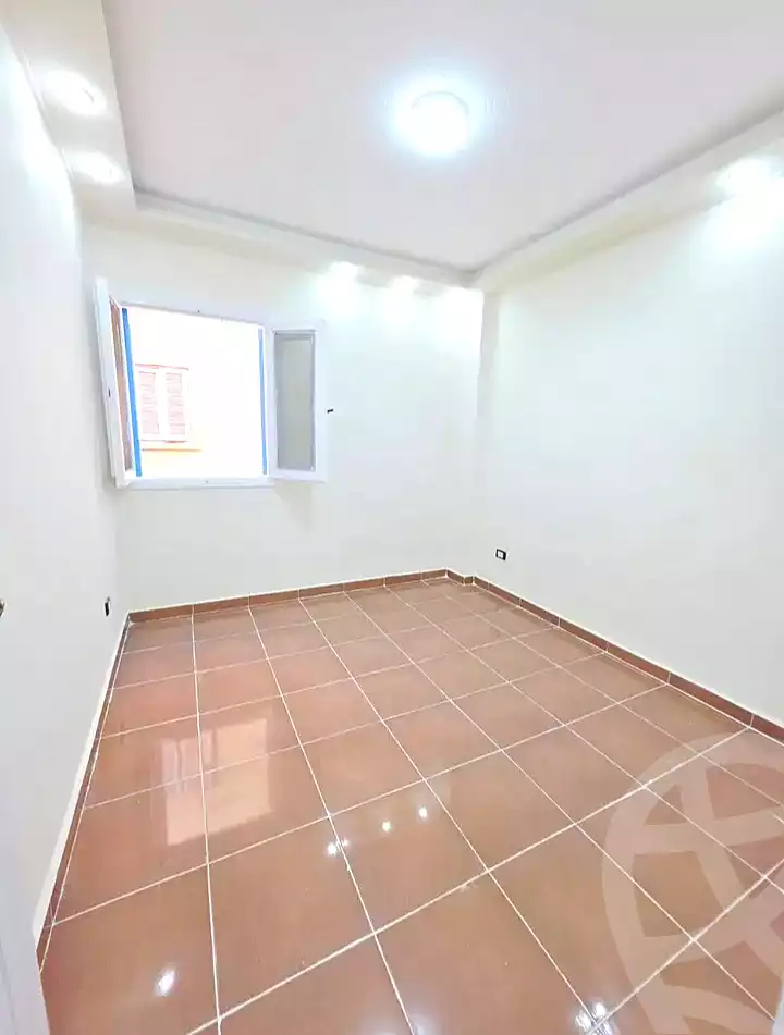 https://aqarmap.com.eg/en/listing/7008877-for-sale-alexandria-al-agamy-shataa-el-nakheel