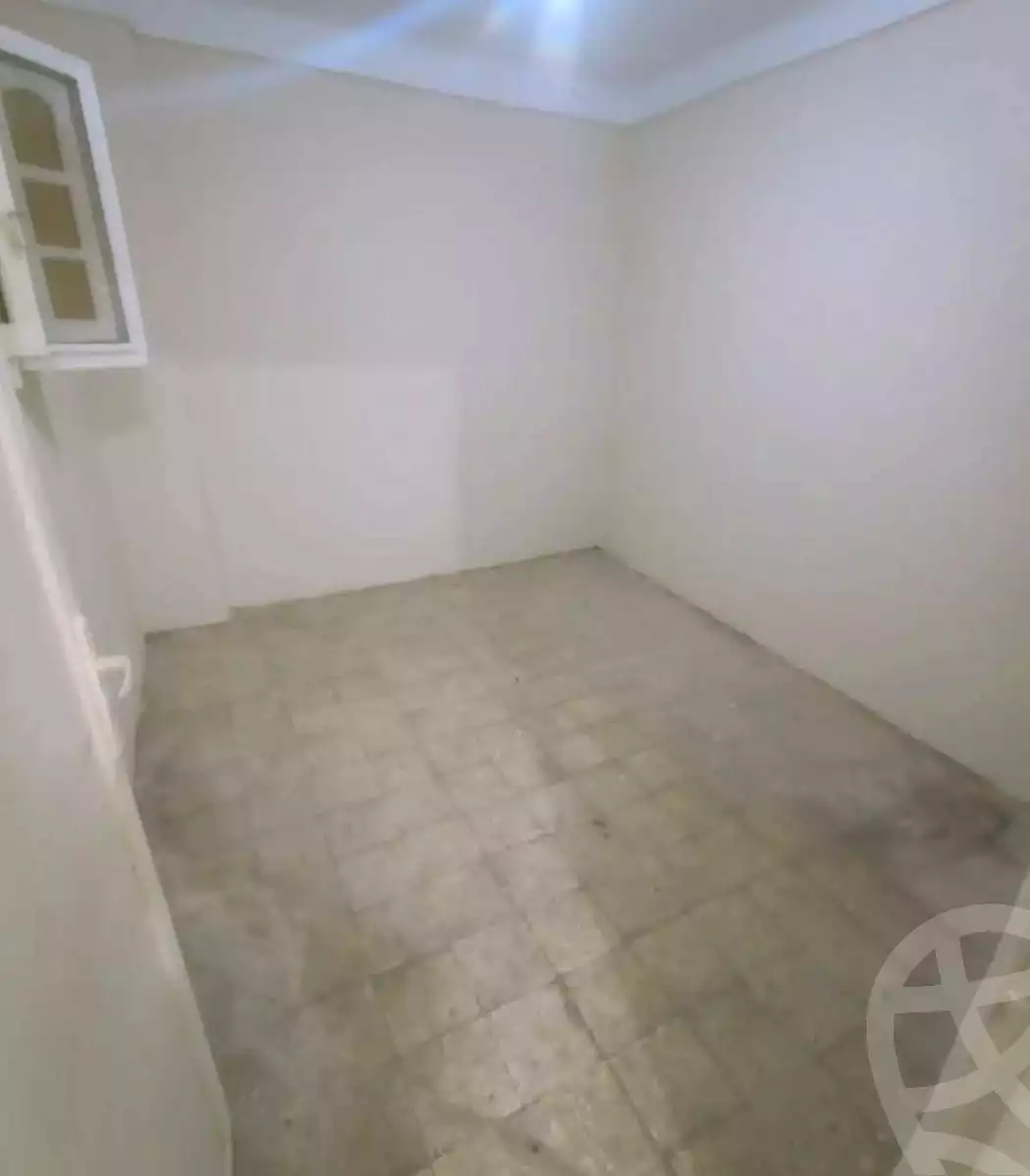 https://aqarmap.com.eg/en/listing/7009304-for-sale-alexandria-lsywf-el-falki