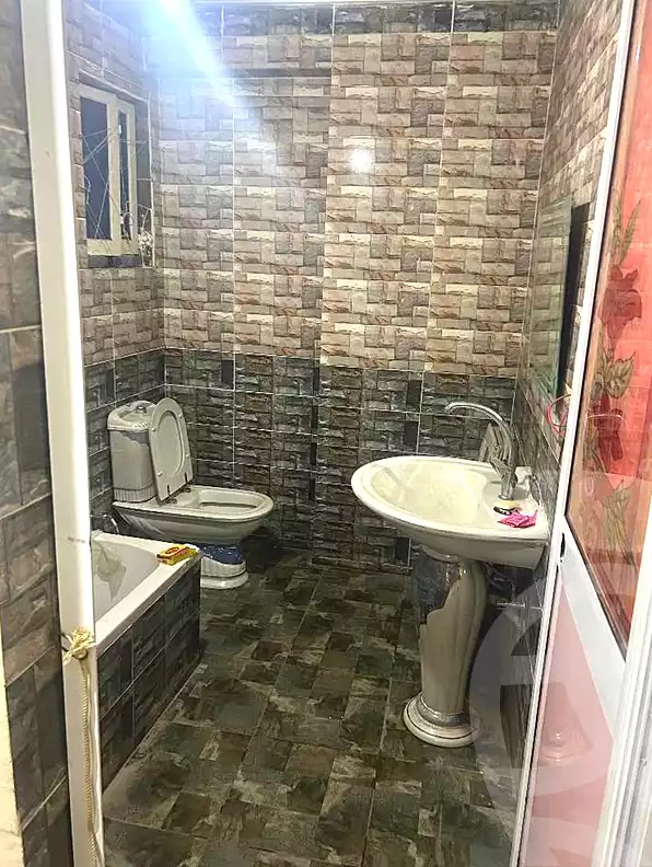 https://aqarmap.com.eg/en/listing/7008814-for-sale-alexandria-sydy-bshr-sydy-bshr-bhry-gamal-abd-el-nasir-st