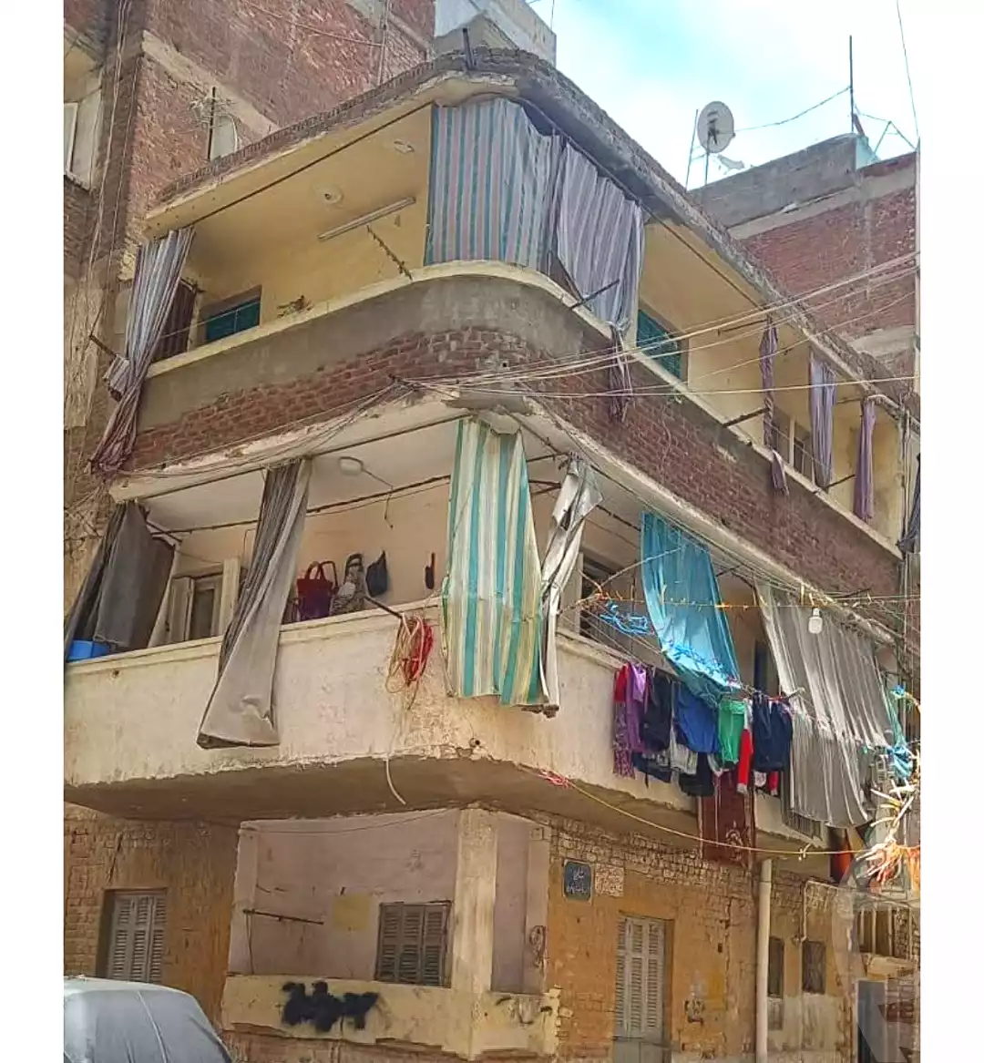 https://aqarmap.com.eg/en/listing/7009511-for-sale-alexandria-sydy-bshr-sydy-bshr-qbly