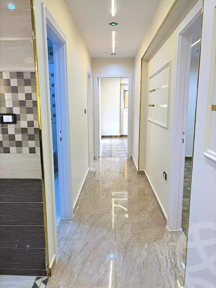 https://aqarmap.com.eg/ar/listing/7009600-for-sale-alexandria-sydy-bshr-sydy-bshr-bhry-khalil-hamada-st