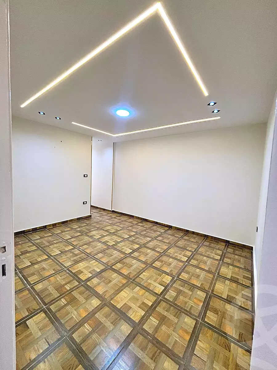 https://aqarmap.com.eg/ar/listing/7009600-for-sale-alexandria-sydy-bshr-sydy-bshr-bhry-khalil-hamada-st