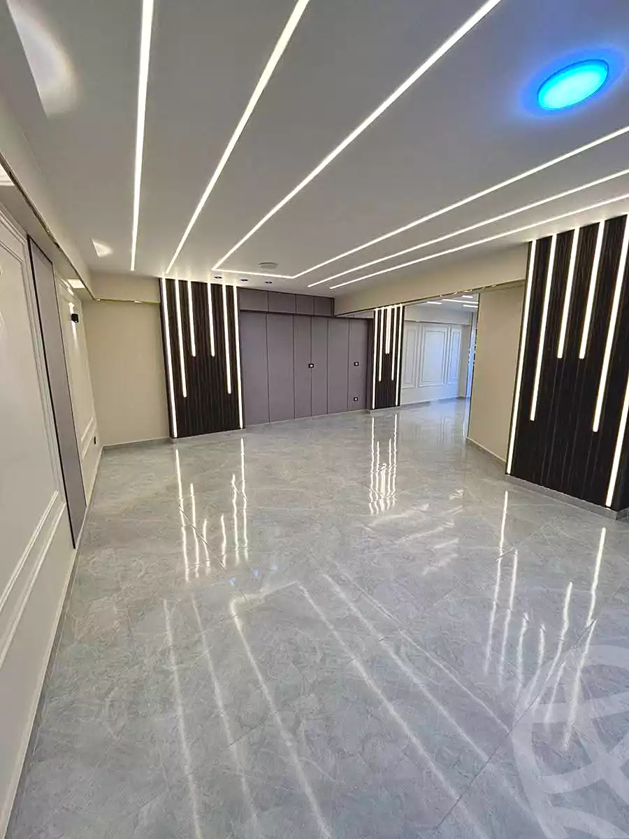 https://aqarmap.com.eg/ar/listing/7009818-for-sale-alexandria-sydy-bshr-sydy-bshr-bhry-shr-mhmwd-l-yswy