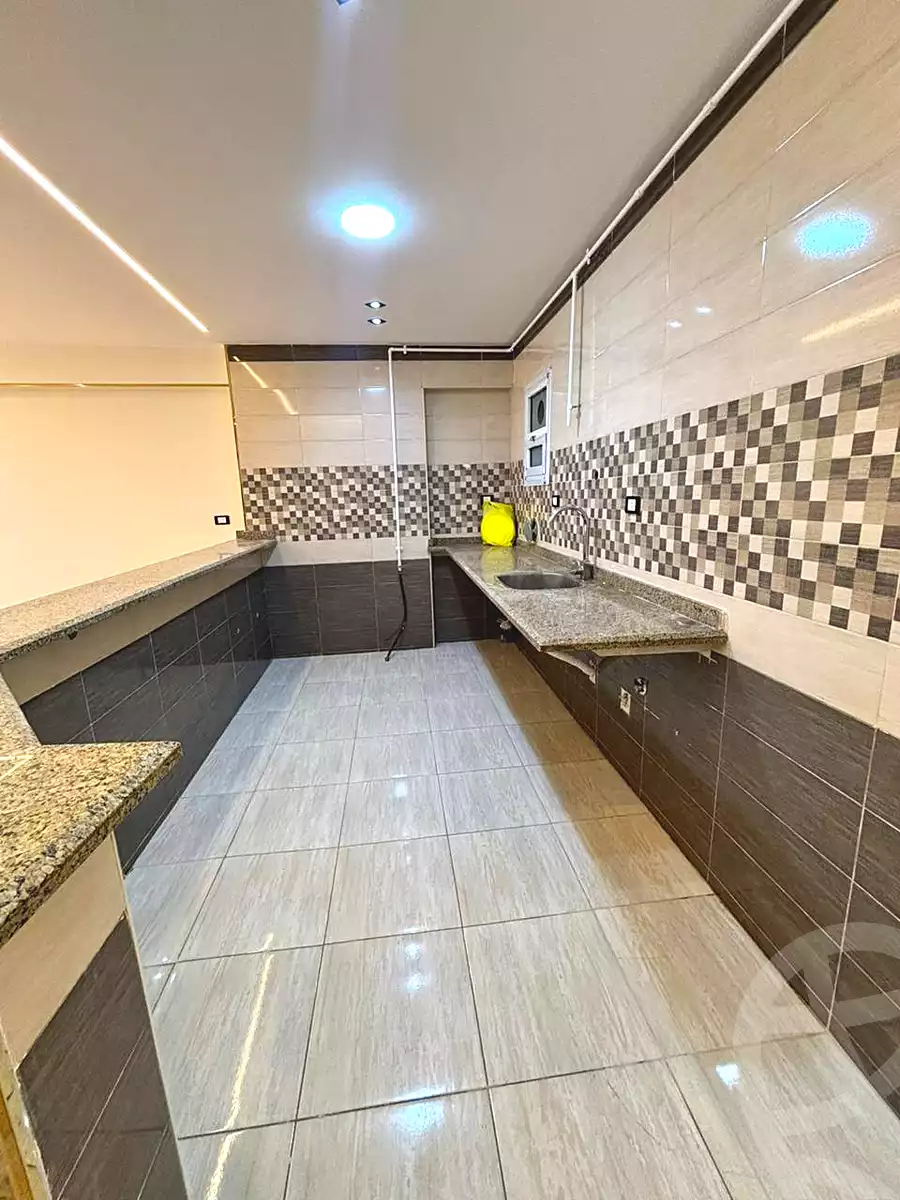 https://aqarmap.com.eg/ar/listing/7009862-for-sale-alexandria-sydy-bshr-sydy-bshr-bhry-khalil-hamada-st