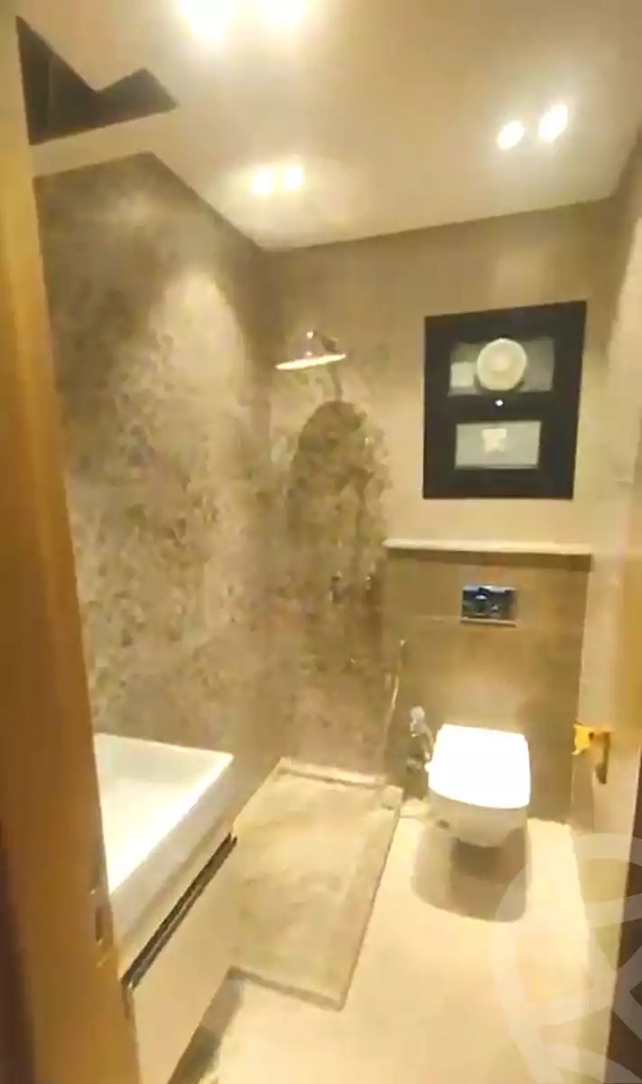 https://aqarmap.com.eg/ar/listing/7009998-for-sale-cairo-new-cairo-90th-street-auc