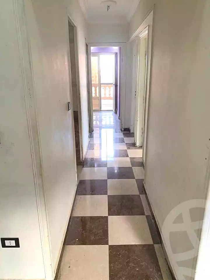 https://aqarmap.com.eg/ar/listing/7010020-for-sale-alexandria-sydy-bshr-sydy-bshr-bhry-gamal-abd-el-nasir-st