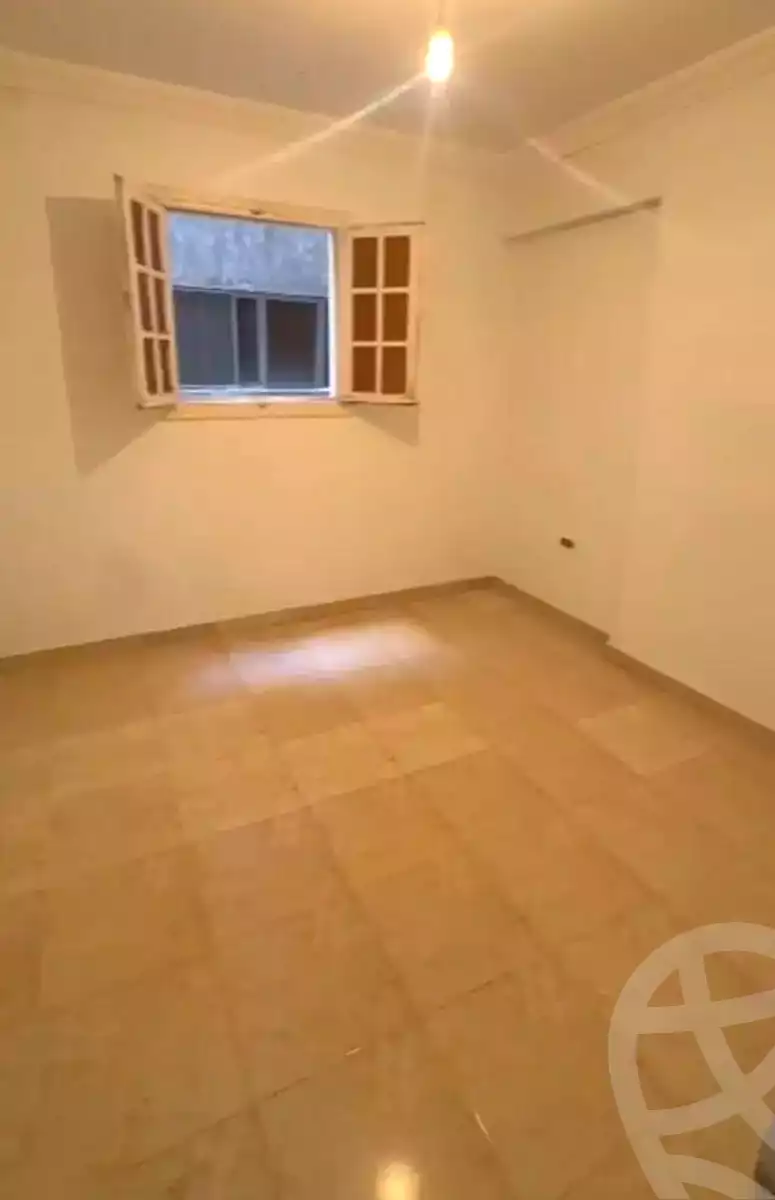 https://aqarmap.com.eg/ar/listing/7010173-for-rent-alexandria-miami-street-56