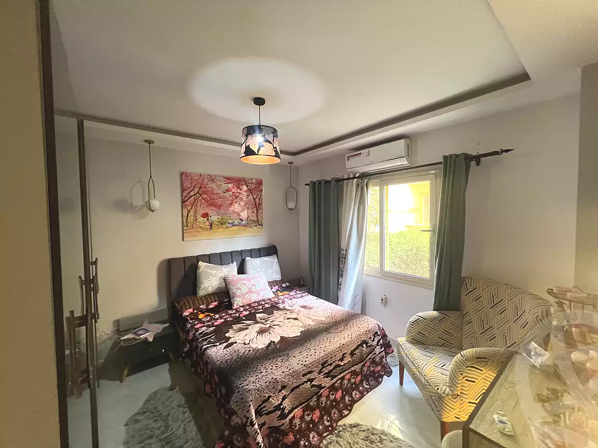 https://aqarmap.com.eg/en/listing/7005069-for-sale-cairo-6th-of-october-hadaeq-october-compounds-golf-residences