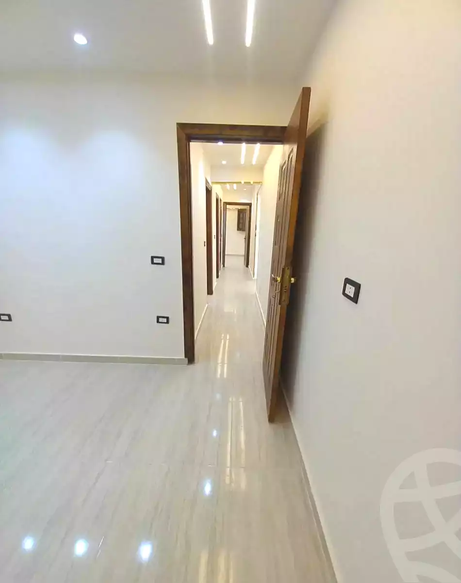 https://aqarmap.com.eg/ar/listing/7010218-for-sale-alexandria-lsywf-el-falki-street-16-el-eslah