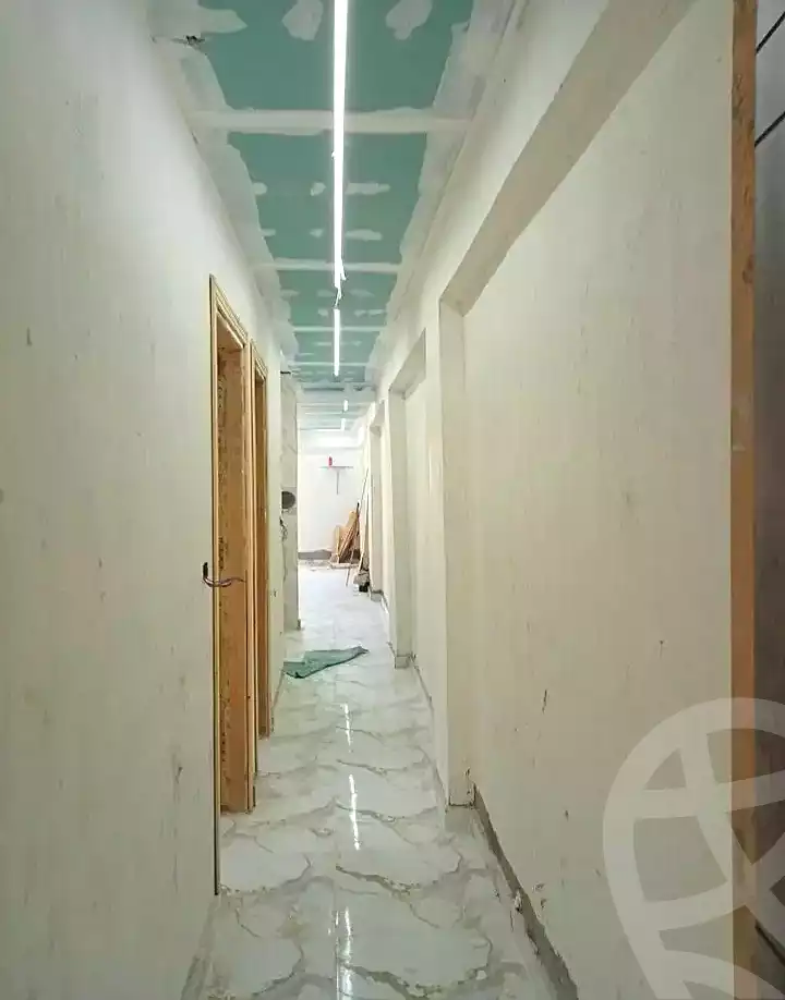 https://aqarmap.com.eg/ar/listing/7010252-for-sale-alexandria-sydy-bshr-shr-mlk-hfny