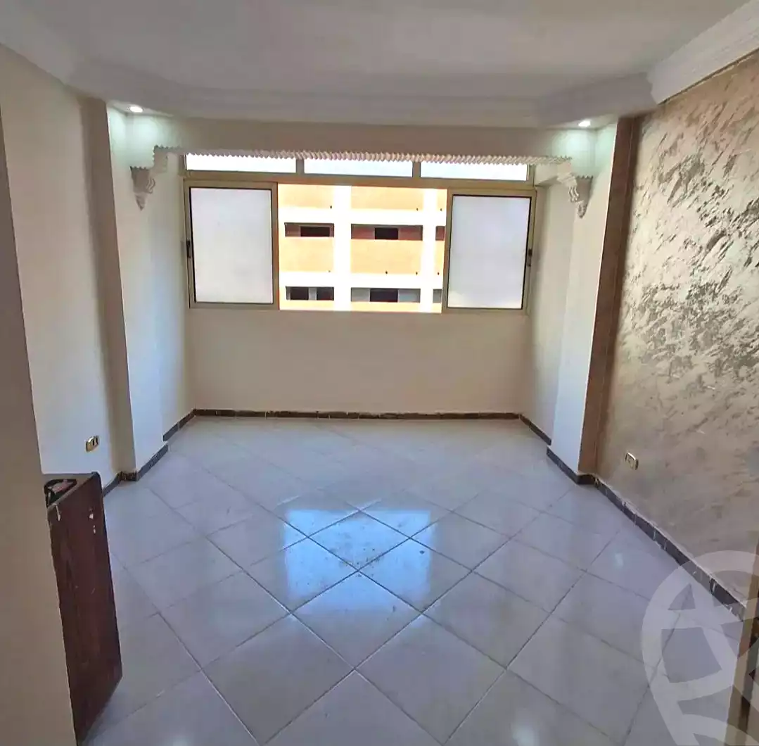 https://aqarmap.com.eg/ar/listing/7010555-for-sale-alexandria-lsywf-el-falki