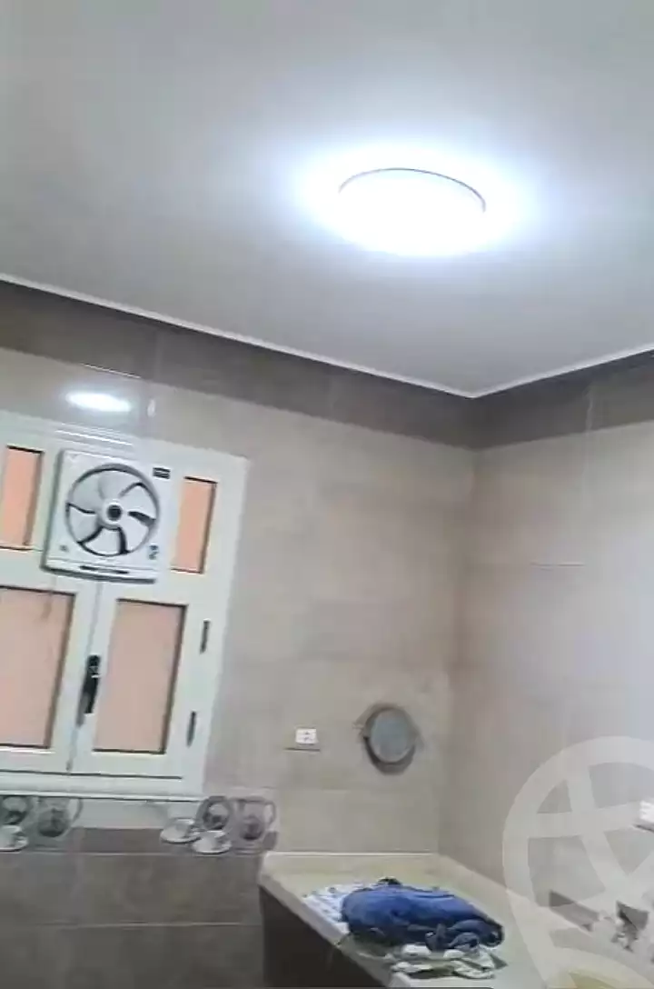 https://aqarmap.com.eg/en/listing/7010704-for-rent-alexandria-new-miami-eskot