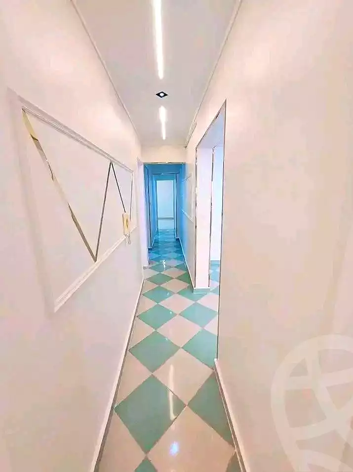 https://aqarmap.com.eg/ar/listing/7010747-for-sale-alexandria-sydy-bshr-sydy-bshr-bhry-shr-khld-bn-lwlyd