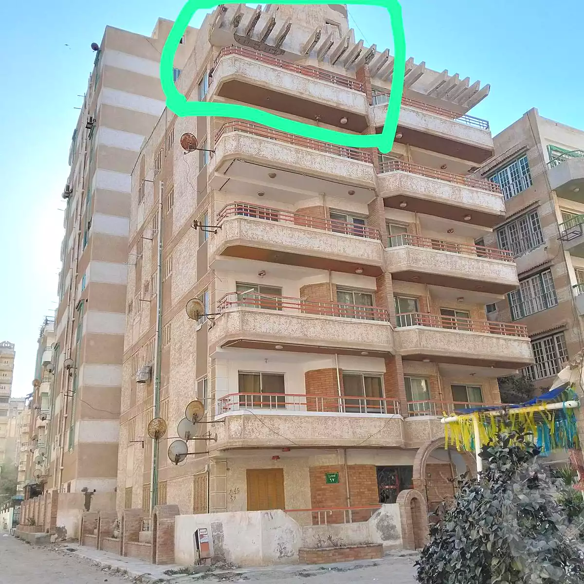 https://aqarmap.com.eg/en/listing/7010927-for-sale-alexandria-al-agamy-el-kilo-21