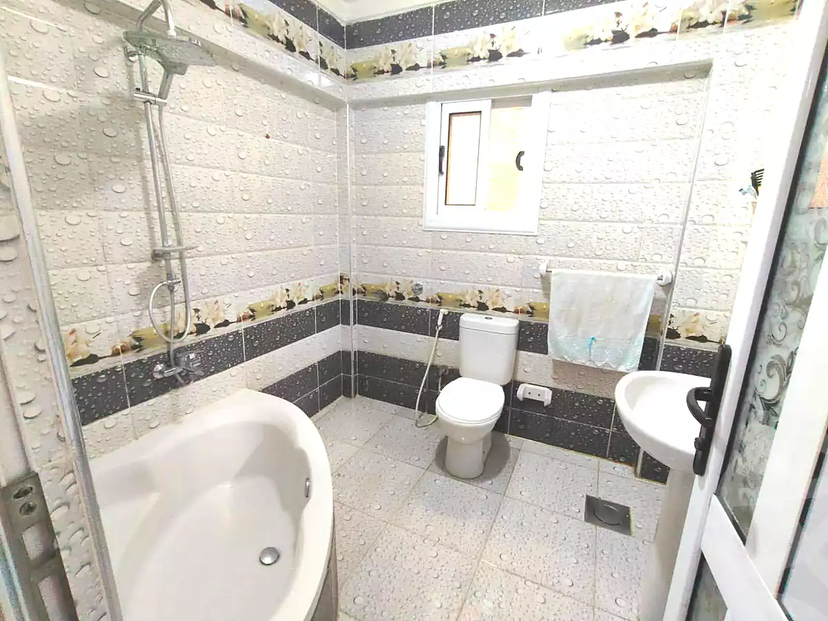 https://aqarmap.com.eg/en/listing/7010907-for-sale-alexandria-al-agamy-bw-ywsf