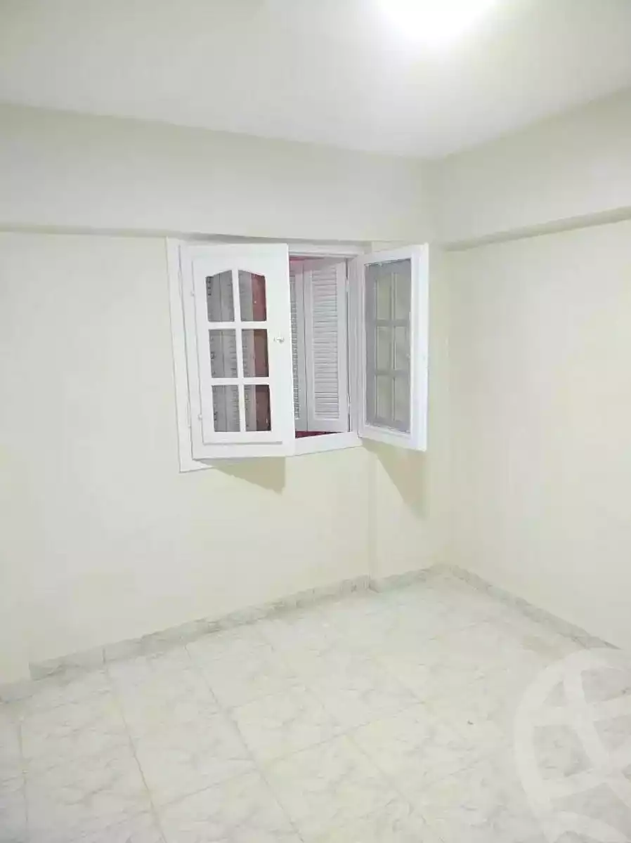 https://aqarmap.com.eg/en/listing/7011289-for-sale-alexandria-al-agamy-el-hanouvel-al-haded-we-al-soulb-st