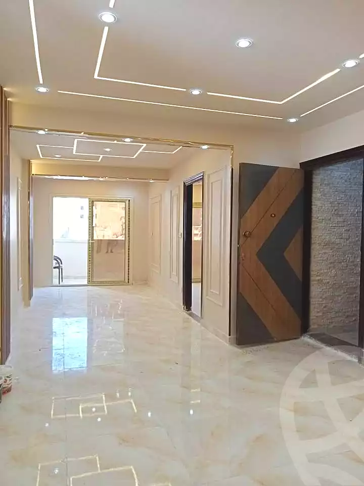 https://aqarmap.com.eg/ar/listing/7010861-for-sale-alexandria-sydy-bshr-sydy-bshr-bhry-shr-mhmwd-l-yswy