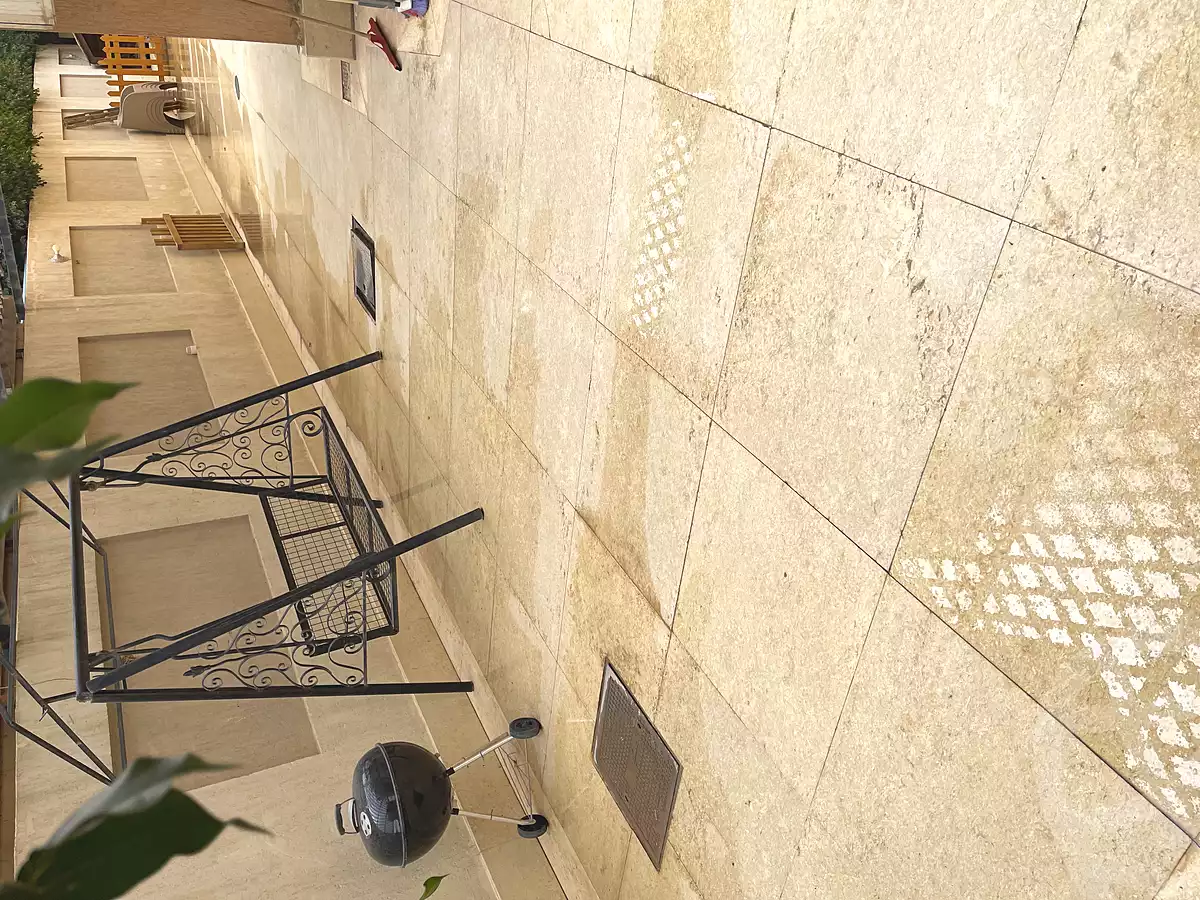 https://aqarmap.com.eg/en/listing/7011391-for-sale-cairo-new-cairo-compounds-les-rois