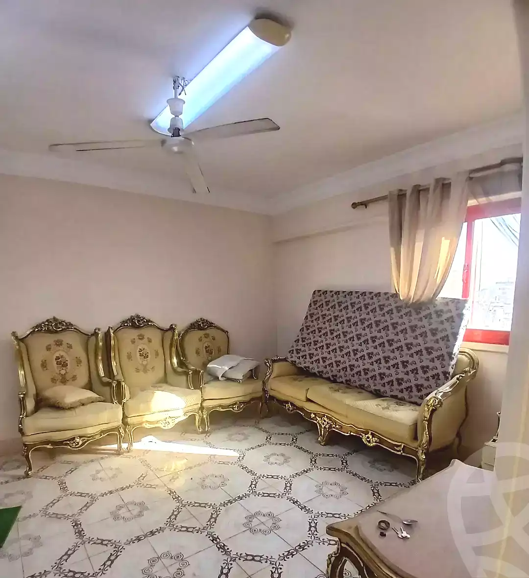 https://aqarmap.com.eg/en/listing/7011933-for-sale-alexandria-el-asafra-salman-el-farsi-st
