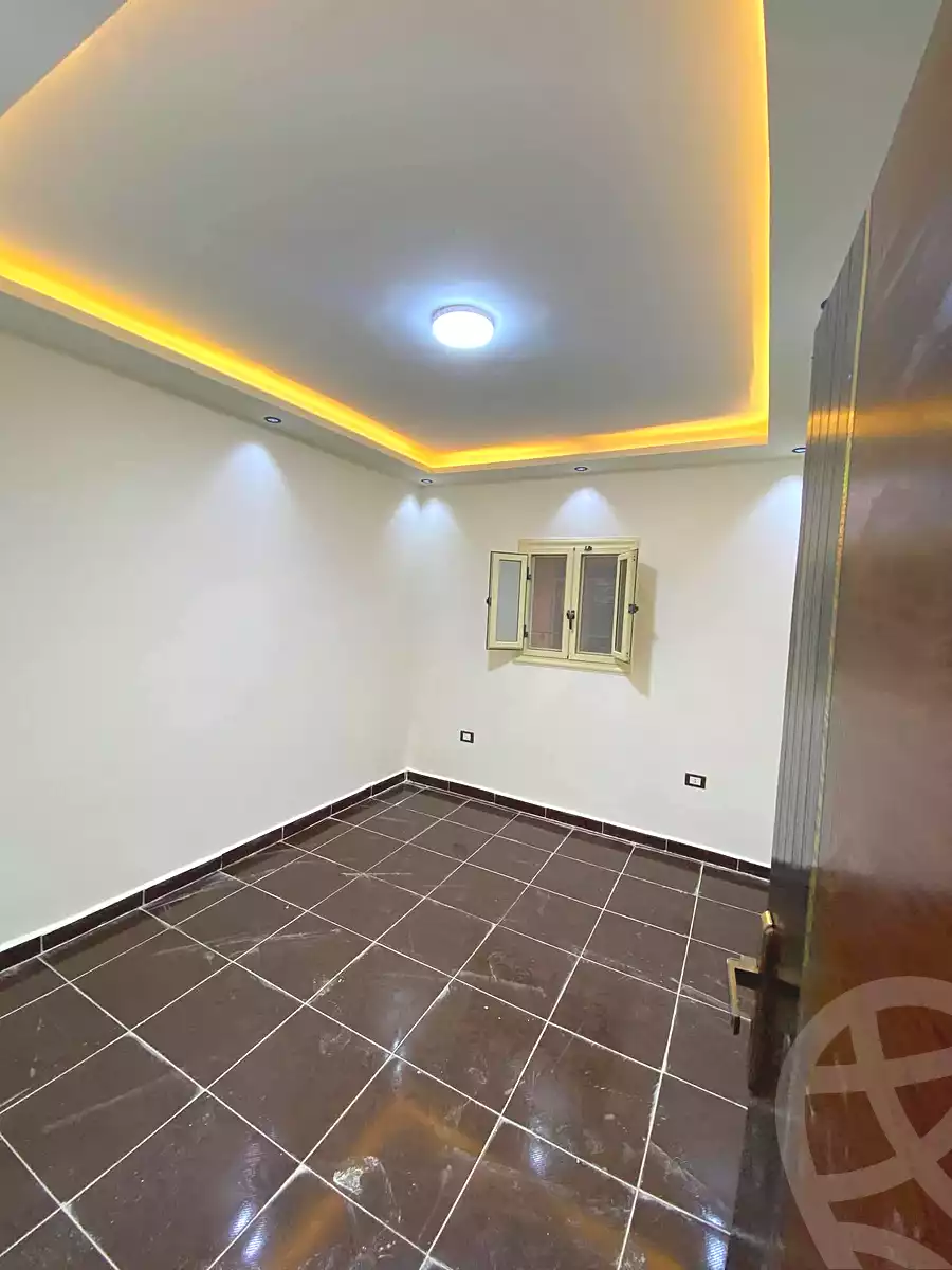https://aqarmap.com.eg/ar/listing/7012409-for-sale-alexandria-al-agamy-lbytsh-el-salam-st