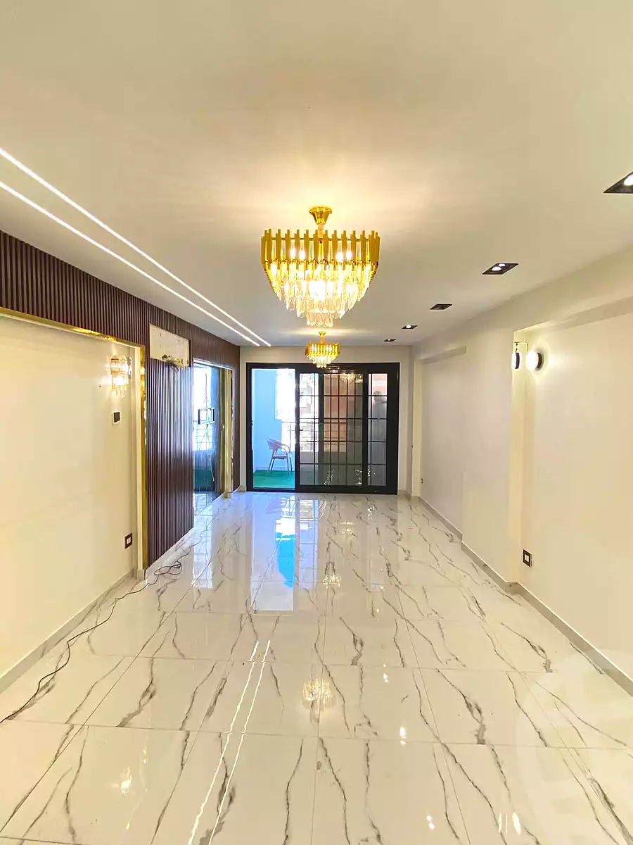 https://aqarmap.com.eg/ar/listing/7012449-for-sale-alexandria-al-agamy-lbytsh-bianchiii