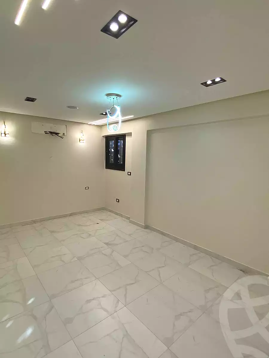 https://aqarmap.com.eg/ar/listing/7012449-for-sale-alexandria-al-agamy-lbytsh-bianchiii