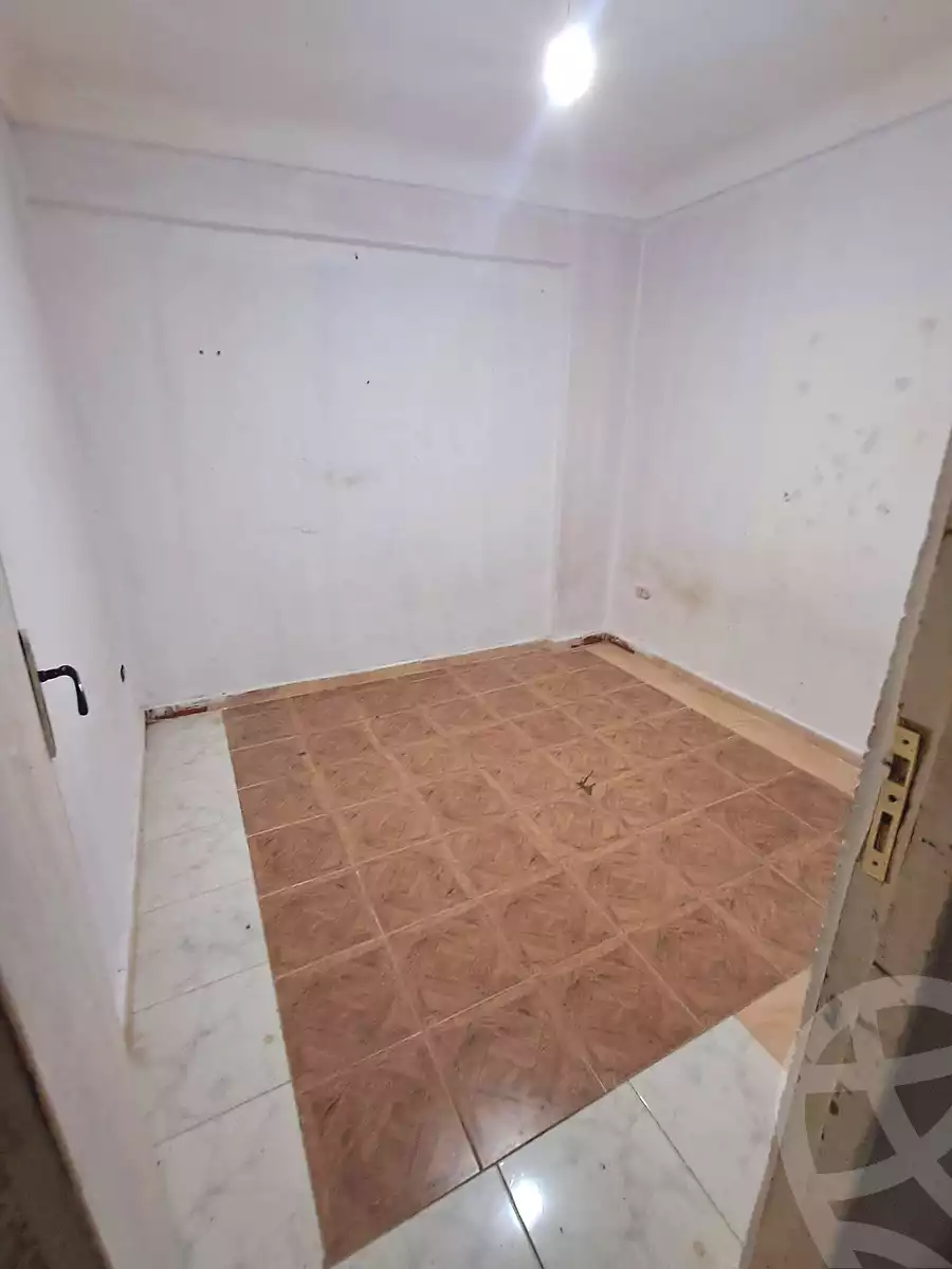 https://aqarmap.com.eg/ar/listing/7010822-for-sale-alexandria-el-asafra-l-sfr-qbly-el-maahad-el-dini-st