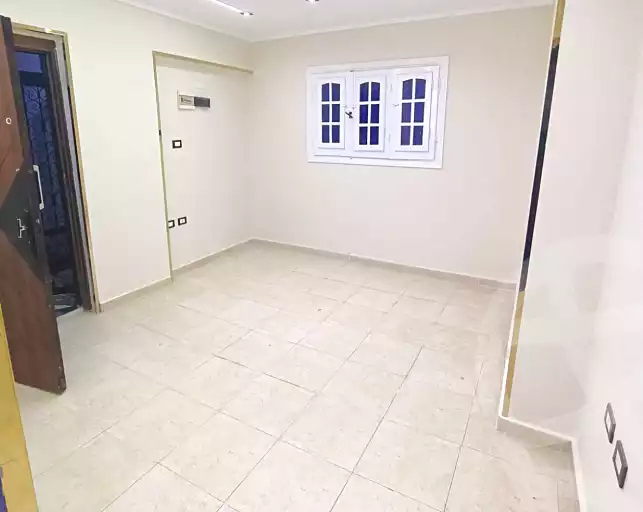 https://aqarmap.com.eg/ar/listing/7010810-for-sale-alexandria-el-mandara-branched-from-al-sayed-hussin-st