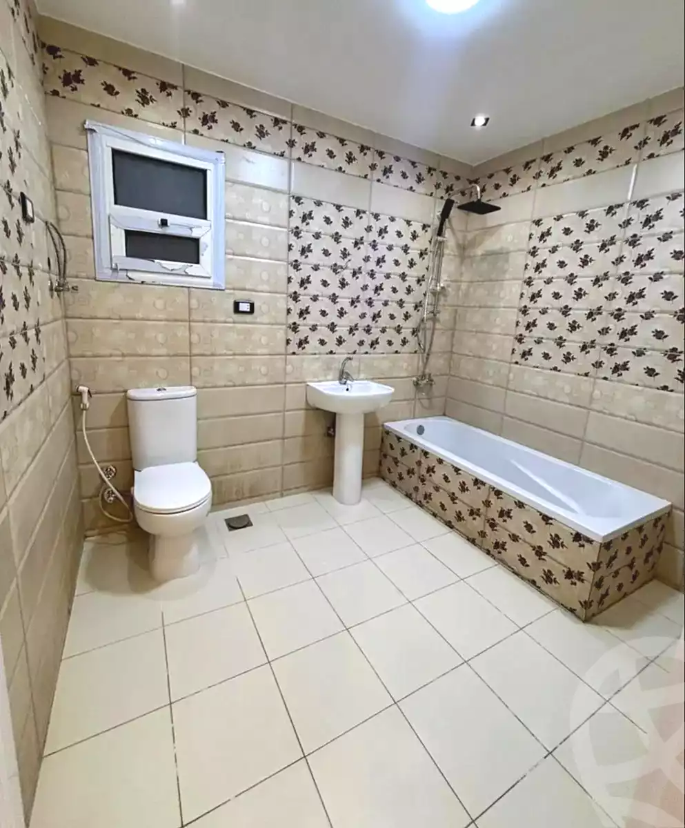 https://aqarmap.com.eg/ar/listing/7012655-for-sale-alexandria-sydy-bshr-sydy-bshr-bhry-khalil-hamada-st