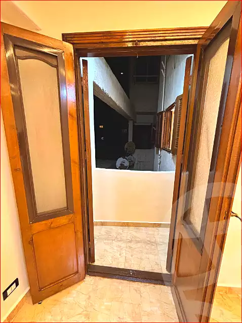 https://aqarmap.com.eg/ar/listing/7012779-for-sale-alexandria-sydy-bshr-sydy-bshr-bhry-shr-mhmwd-l-yswy