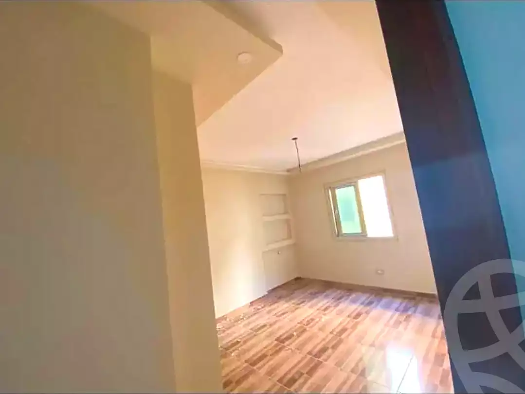 https://aqarmap.com.eg/ar/listing/7013784-for-sale-alexandria-el-montazah-compounds-in-el-montazah