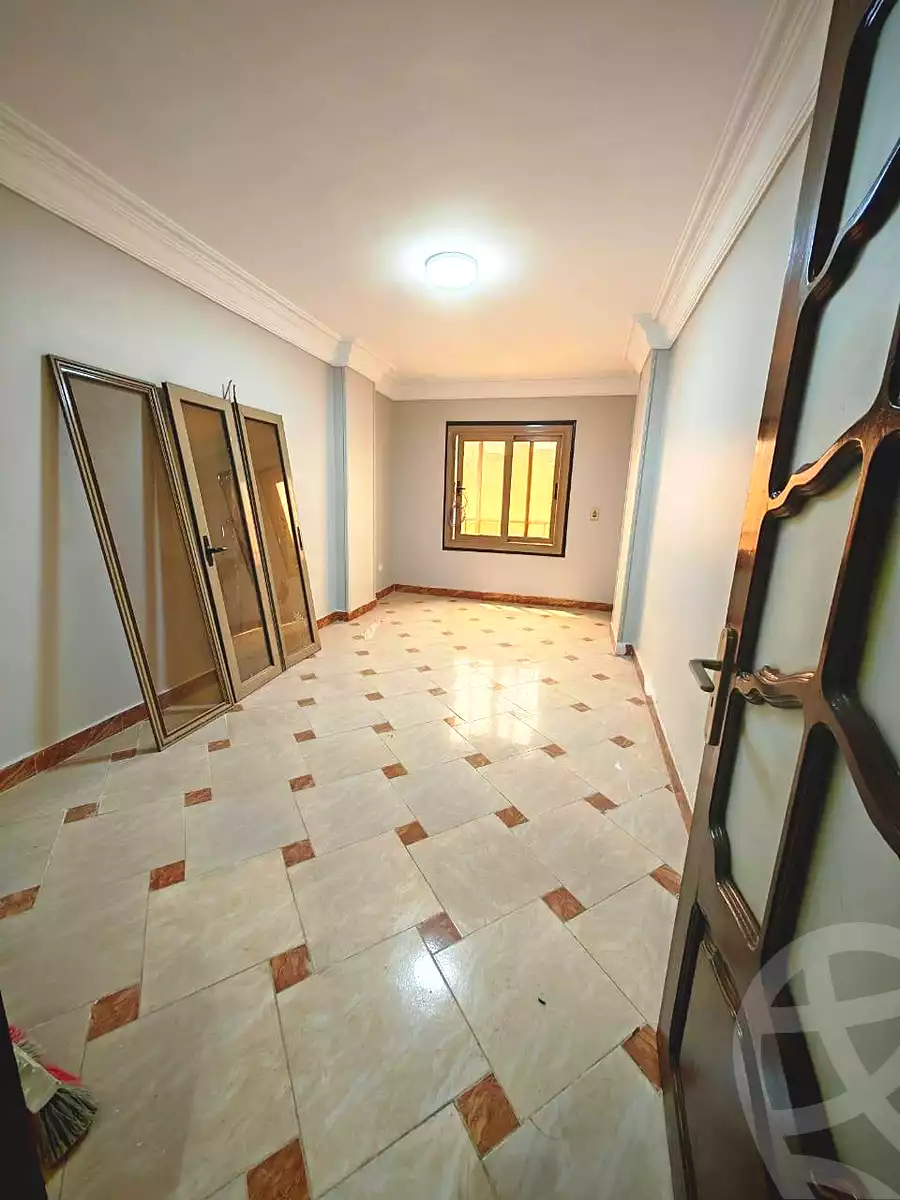 https://aqarmap.com.eg/en/listing/7013823-for-sale-cairo-helwan-ahmed-enci-st